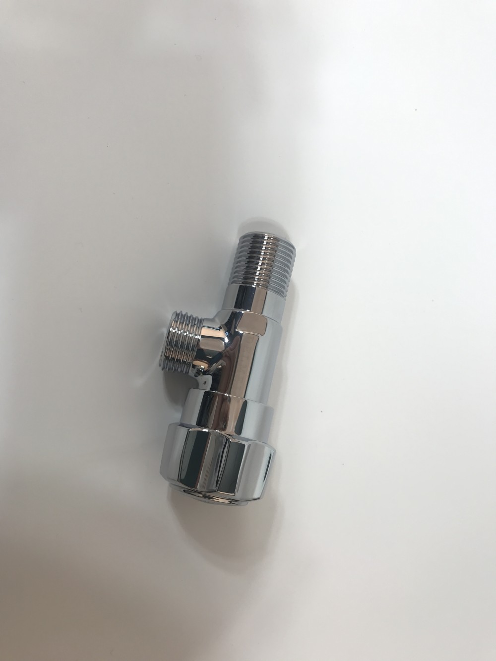 Wavraging Angle Valve - Durable and Reliable Shut-Off Solution