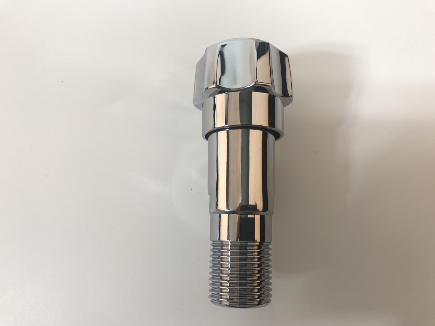 Wavraging Angle Valve - Durable and Reliable Shut-Off Solution